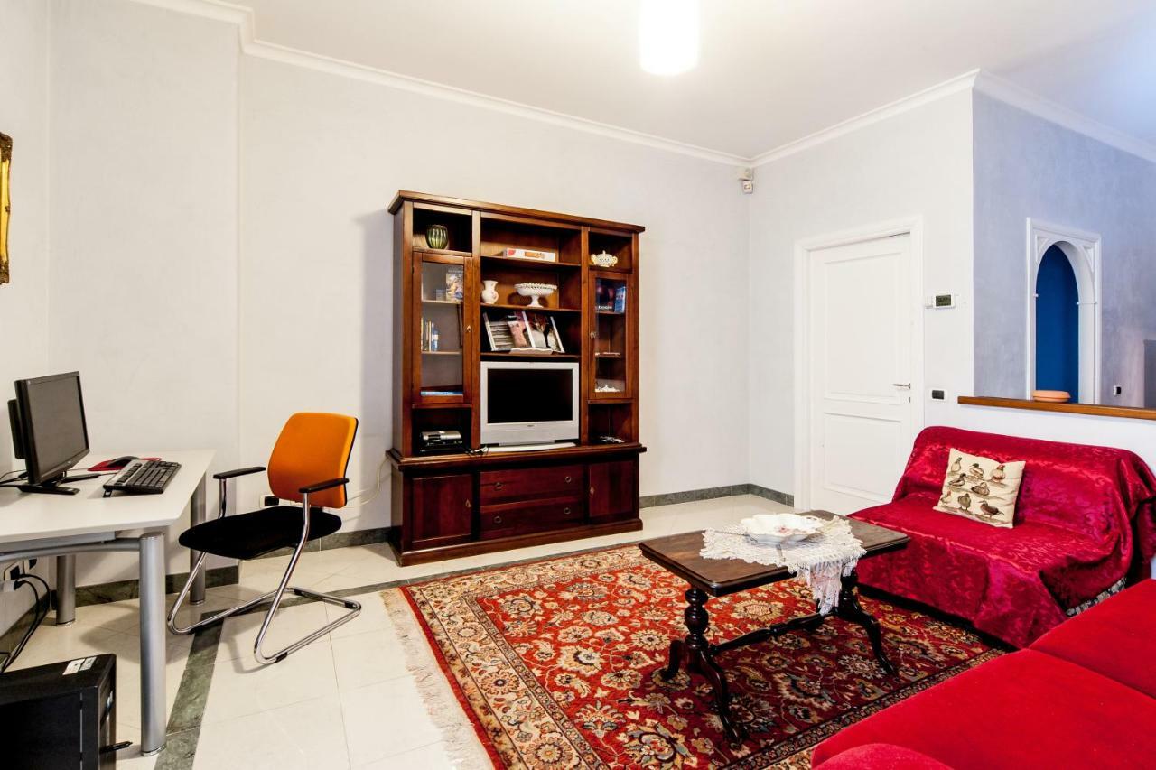 Mons Aureus Resort Rome Buitenkant foto