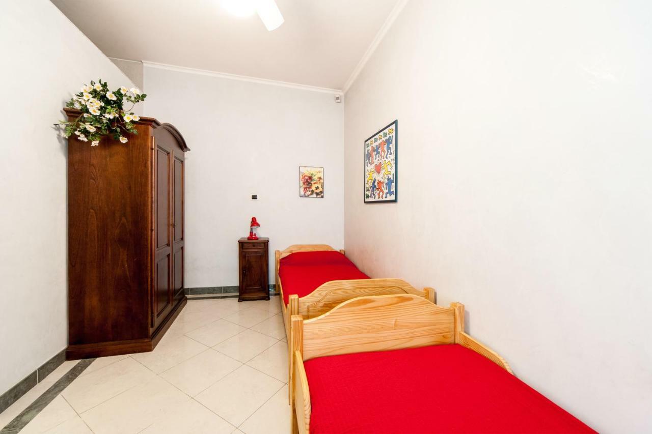Mons Aureus Resort Rome Buitenkant foto